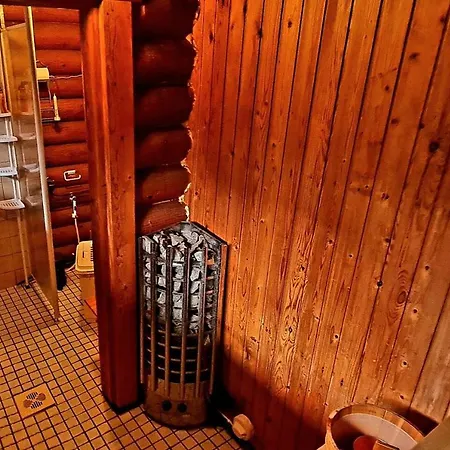 Cozy - Close To Center بارجاس