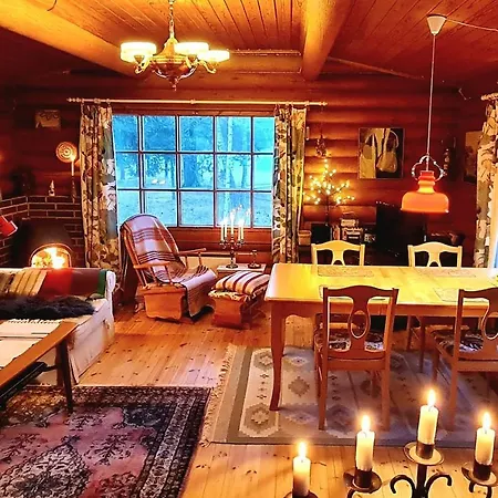 Cozy - Close To Center فيلة